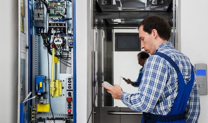 Konyaaltı Yük Asansör Revizyonu