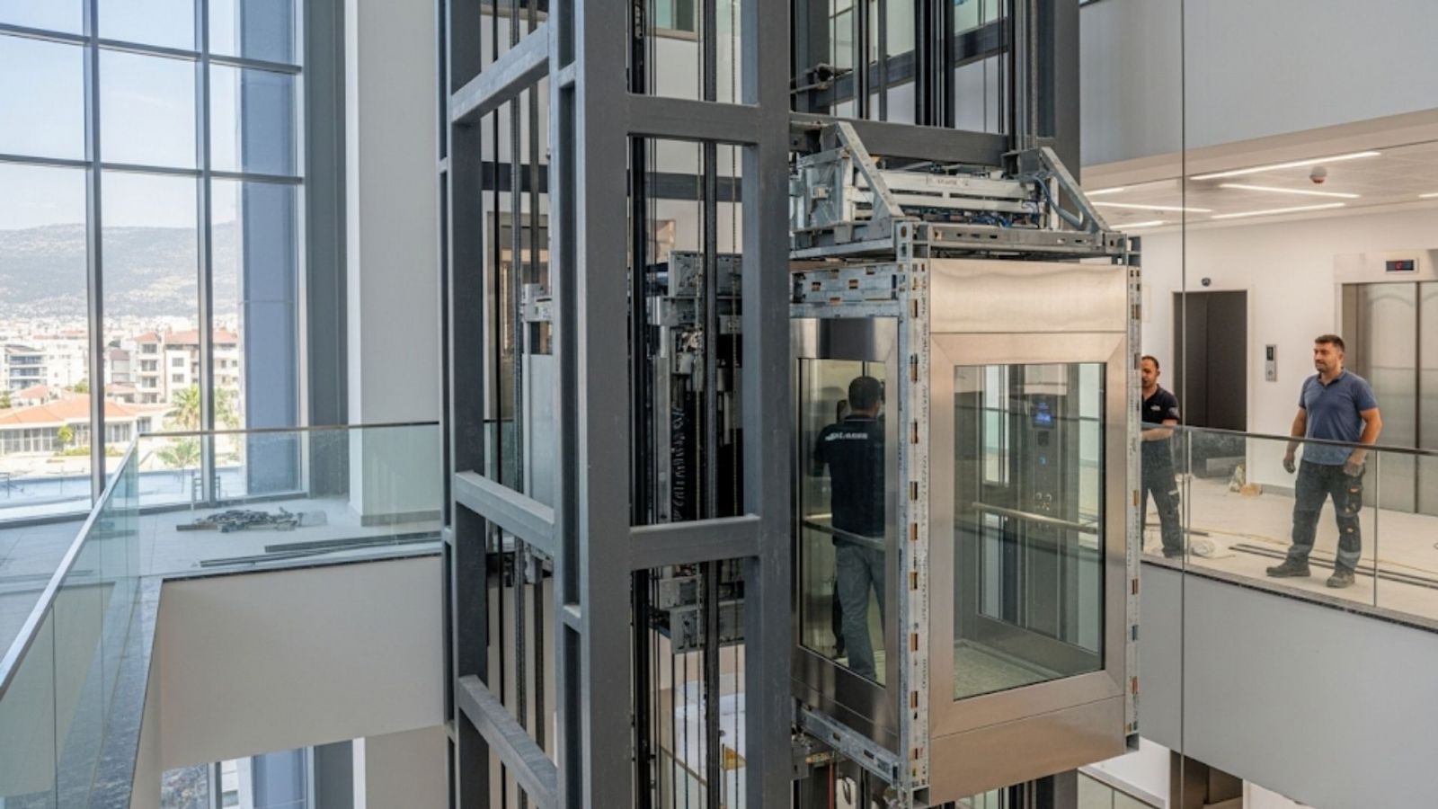 Muratpaşa Asansör Kurulumu